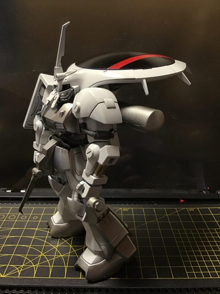 実際の早期警戒機はミリタリーな感じで無いものが多いので白い機体にしました。