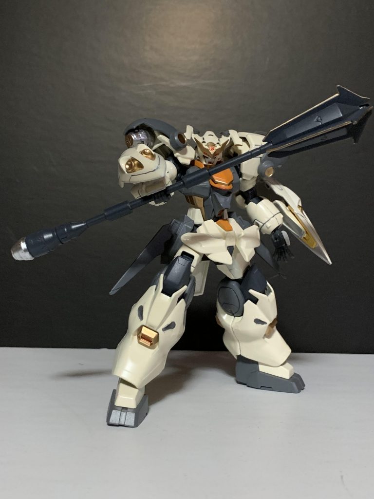 専用武器(名称未定)
アーリュエスのコズミックドライヴは特殊な電磁波を放出する事で、周囲のコスモエナジーを抑制する=敵機の機動力を低下、もしくは停止させることができる
周囲に味方がいる場合には、武器を介して発動することも可能