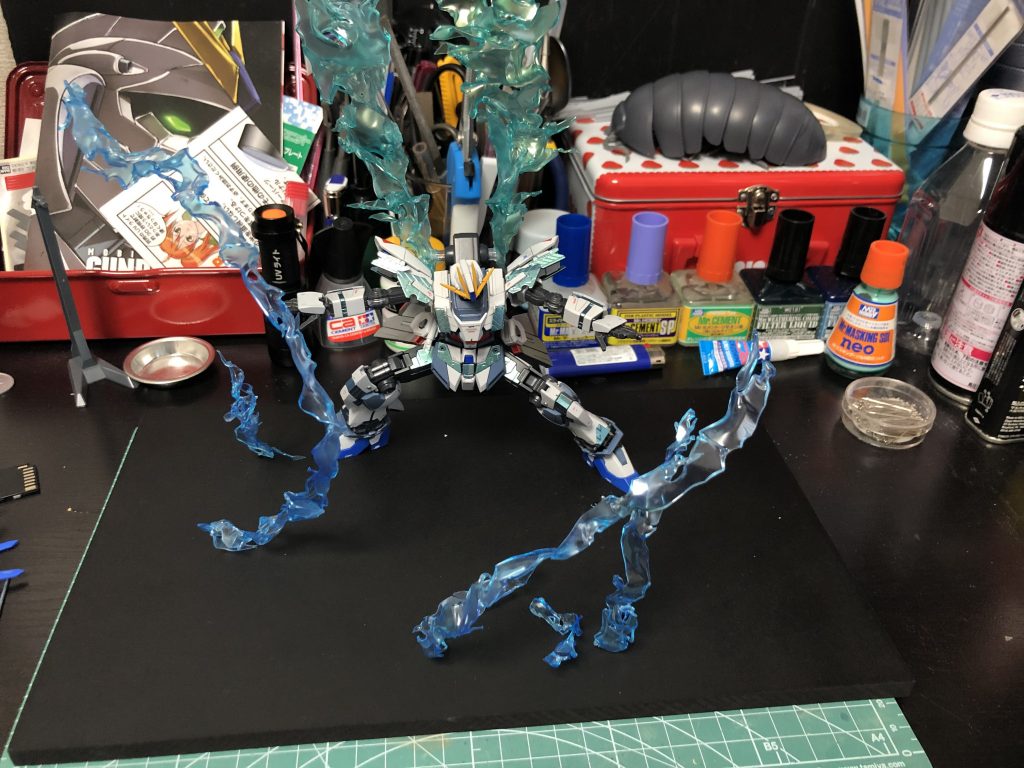 エフェクト全体像。 前に作ったドムトルーパーのリベンジを兼ねてずっとコソコソ練習してました。 主にあぬびすんさんの作品を参考に練習しました。