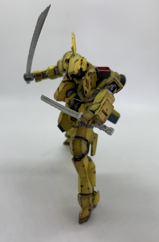 サビ垂れやチッピングなど、それまでは経験したことのないウェザリングを色々試せたのは楽しかったですが、完成してみると装甲の裏など目に見える箇所がいくつも綺麗なままという事態が頻発する結果に。途中で一度組んでおくことの重要性を再認識した作品となりました。