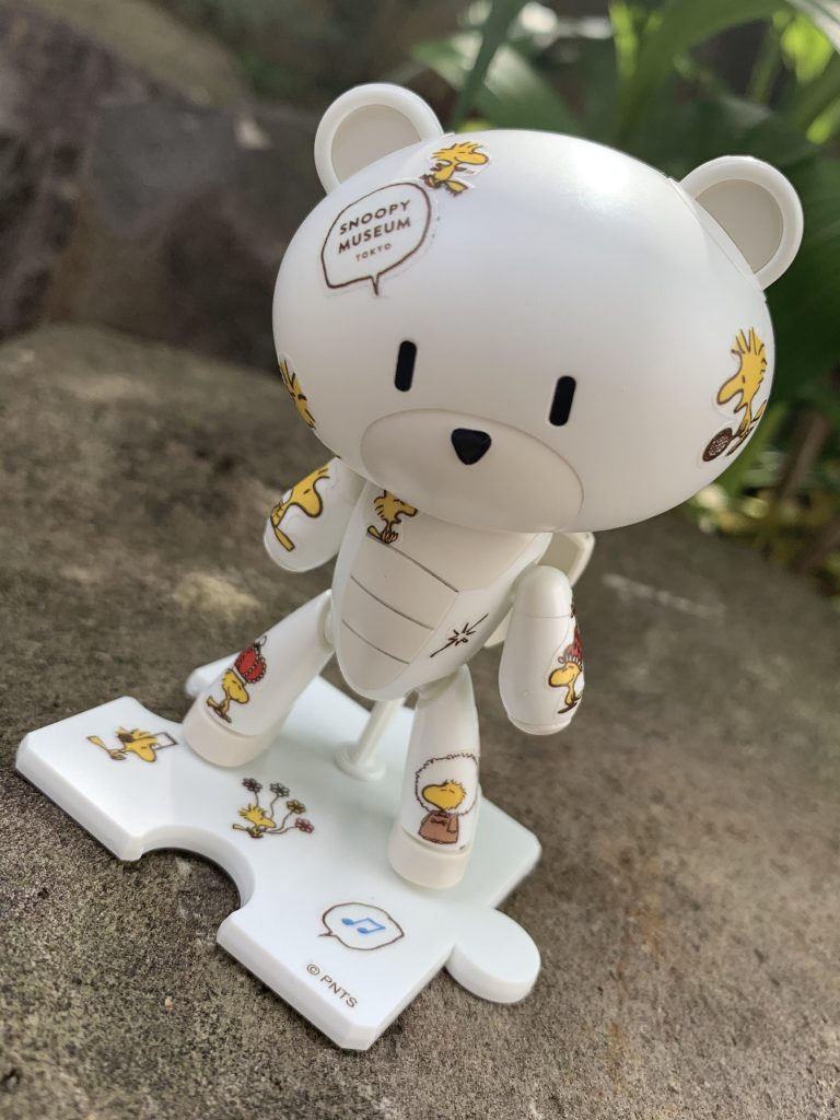 いつもと違って今回はマスキングテープの柄であるWSを切り抜いて貼っていくという作業でした。意外とマッチして可愛くないですか？笑