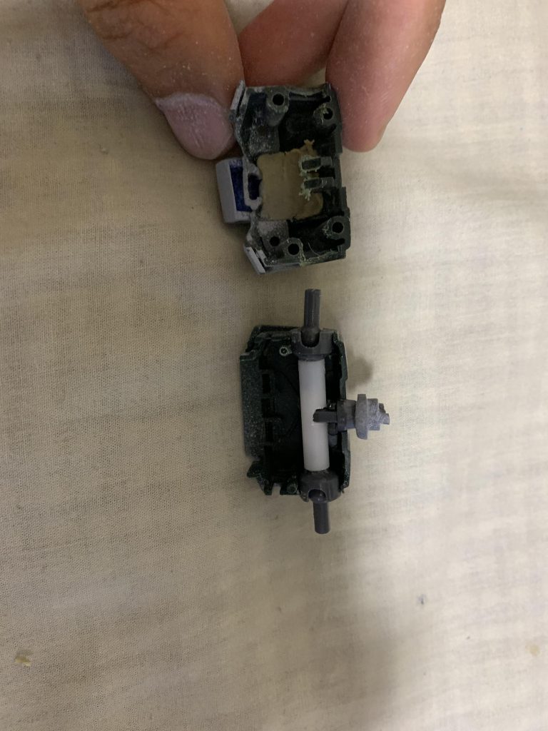 ハイザックを大改修してます。外観もですが関節関係もかなりいじりました。