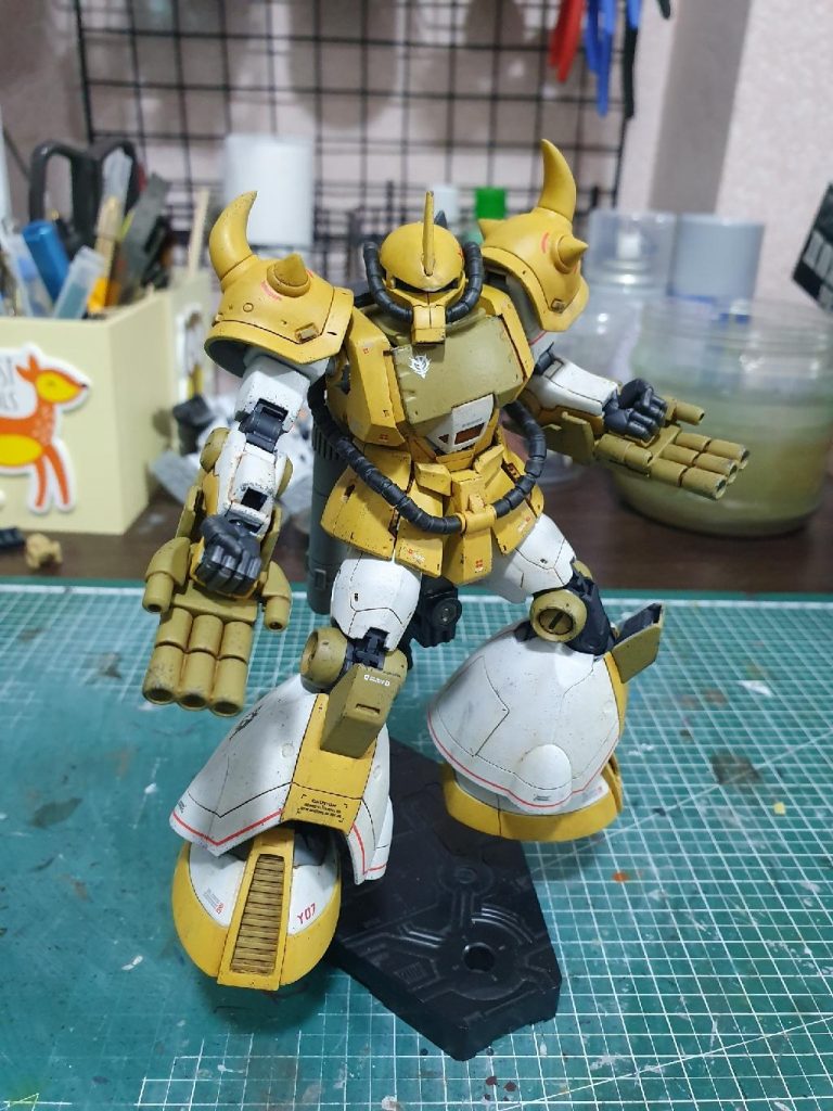 グフ(飛行試験型)–3枚目/制作者：@painnick_pla