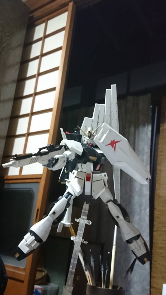 νガンダム–2枚目/制作者：Isuka