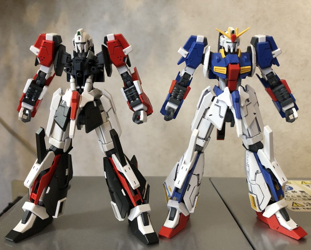 ぱち組のライトニングと比較
…素体のみでは一見どこが変わってるのかわからない、というのがミソですね