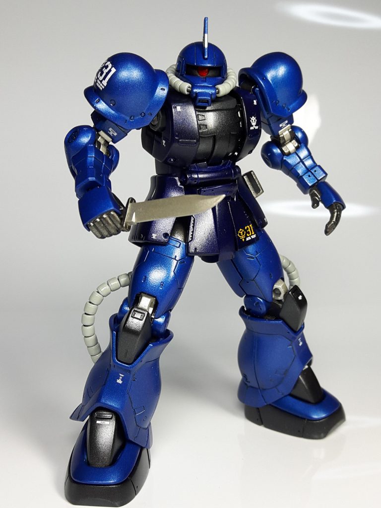 近接武器はナイフとのこと