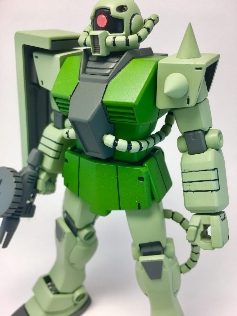 胴体は背中からの動力パイプが来ている以外はほぼそのまんまですw