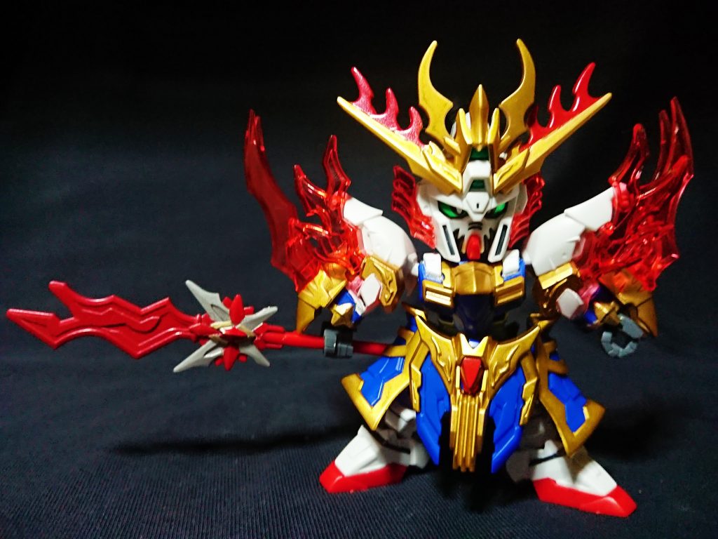 張飛は派手さがかなり高く、非常に塗装のやりがいがあります。
ただゴッドモチーフですがハイパーモード等の状態は無く、プレイバリューは少なめに感じました。
それでも塗装映えがかなり高いので、シール任せより絶対塗装はやったほうがいいです。