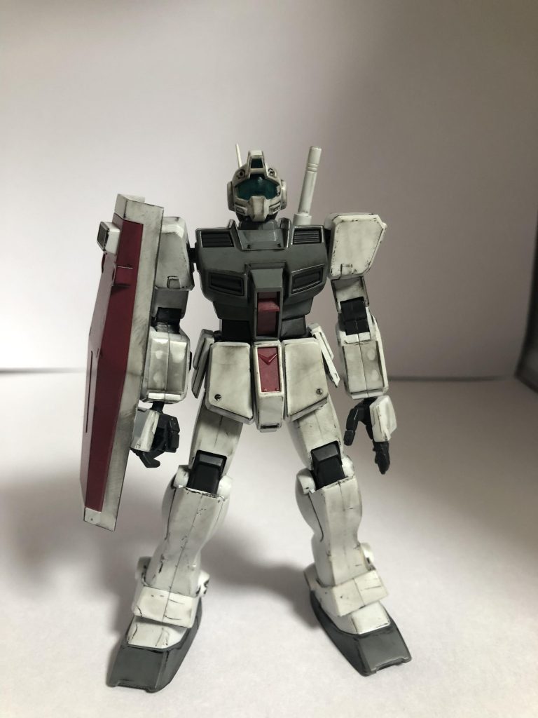 処理が甘かったこともあり、腕を下げるとヒケが目立ってしまいました。