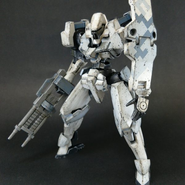 レギンレイズ・ストライカー