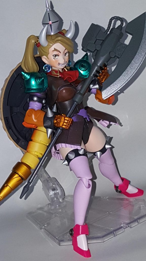 因みに、ゲリエールとはフランス語で「戦士」という意味です。
ギャン・クリーガーに合わせて名付けてみました。(クリーガーはドイツ語の戦士)