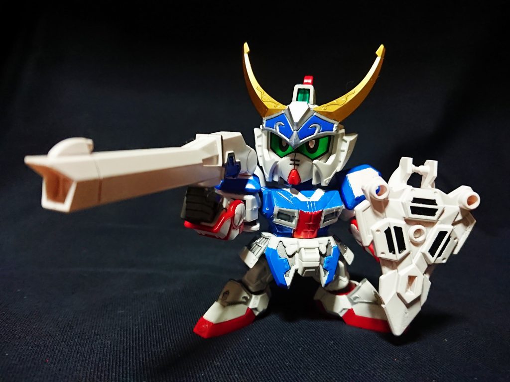 ジャンクに入っていたボロボロだった趙雲を復活させてみました。
武器や盾は武者飛駆鳥の物を使用しています。
陸孫の肩を使用しているので、後ろ側の穴にそのまま懸架できます。