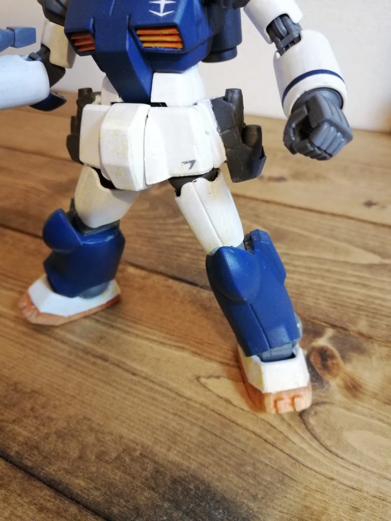 サイドアーマーもジャンクで作成。この辺もガンキャノンⅡへの流れを意識しています。