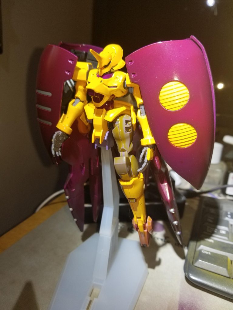 片足もできたー……
ここで塗料切れを起こしたので2週間ほど政策放置しました。