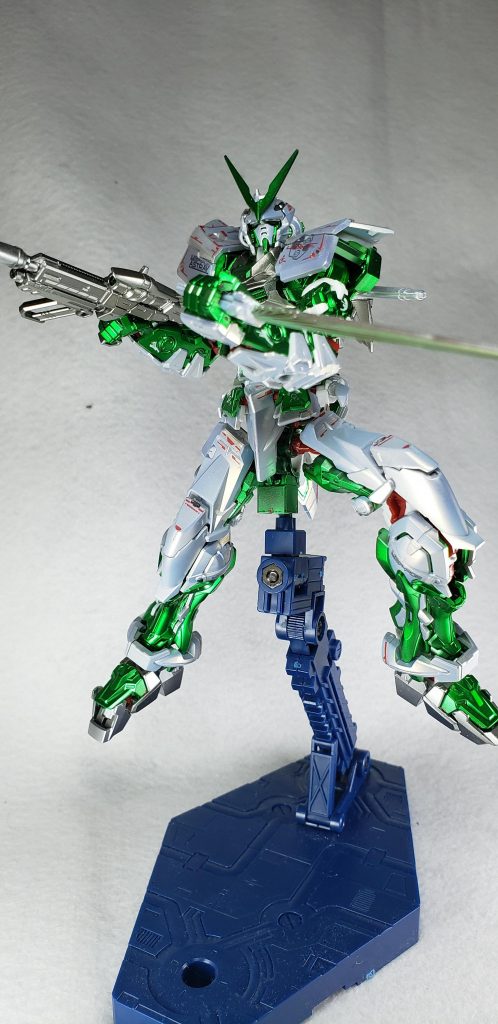 そろそろカラーリングについて。。。
白
EXシルバー→クリアホワイト
緑
EXシルバー→クリアグリーン
金属部分
EXシルバー→スターブライトジエラルミン