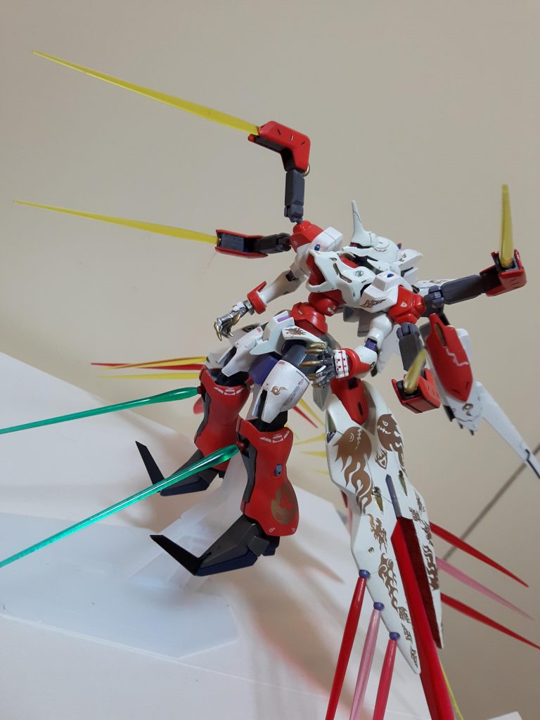 フルバーストです。エフェクトパーツの色が違うのは同じのが足りないのはご愛嬌。