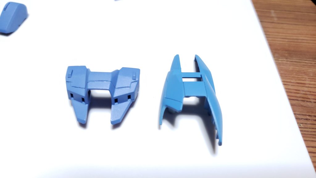 色を作り間違えて、イメージでは無い青になってしまったりしてた(笑)
水色は違うんですよね……