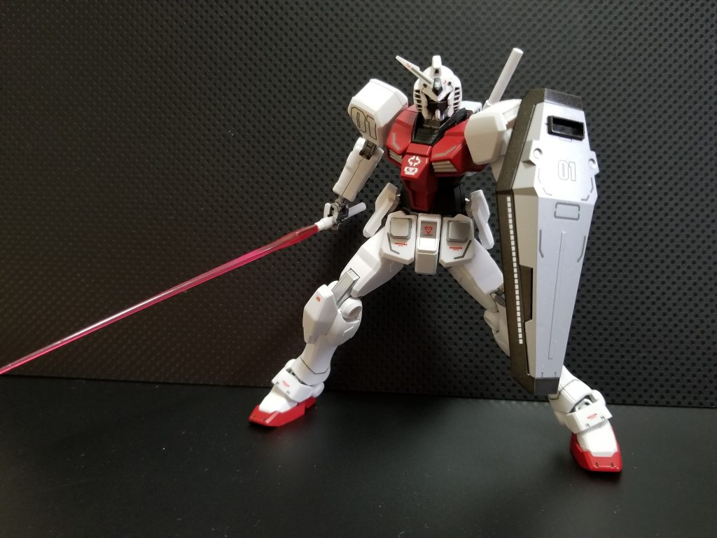 当然ながらビームサーベルも持てます。