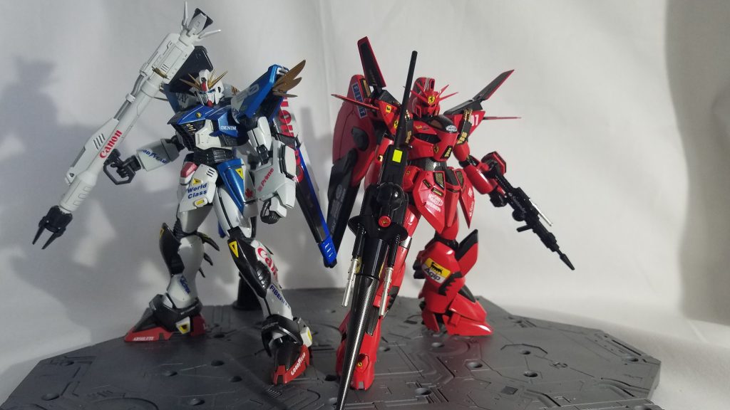 基本構想は、スピード競技なので、軽くするはずなのでカーボンが使われてると設定してます
カーボンの使用箇所はレギュレーションにより、肩、胸、胴、脚に使用する
その他は自由です