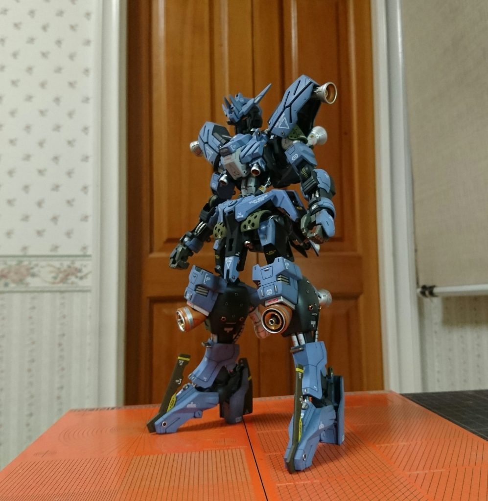 胸にもノズルを足してます。