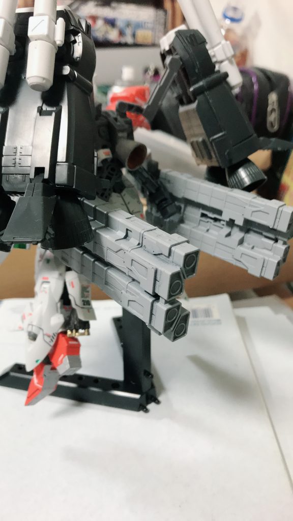 パーツを差し換えて巡航ミサイルユニットも!あーもうたまらん。