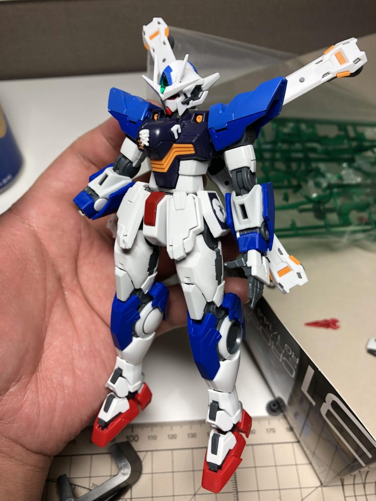 仮組状態。外装で隠れてますが、フレームは真鍮棒とかでつぎはぎだらけです。