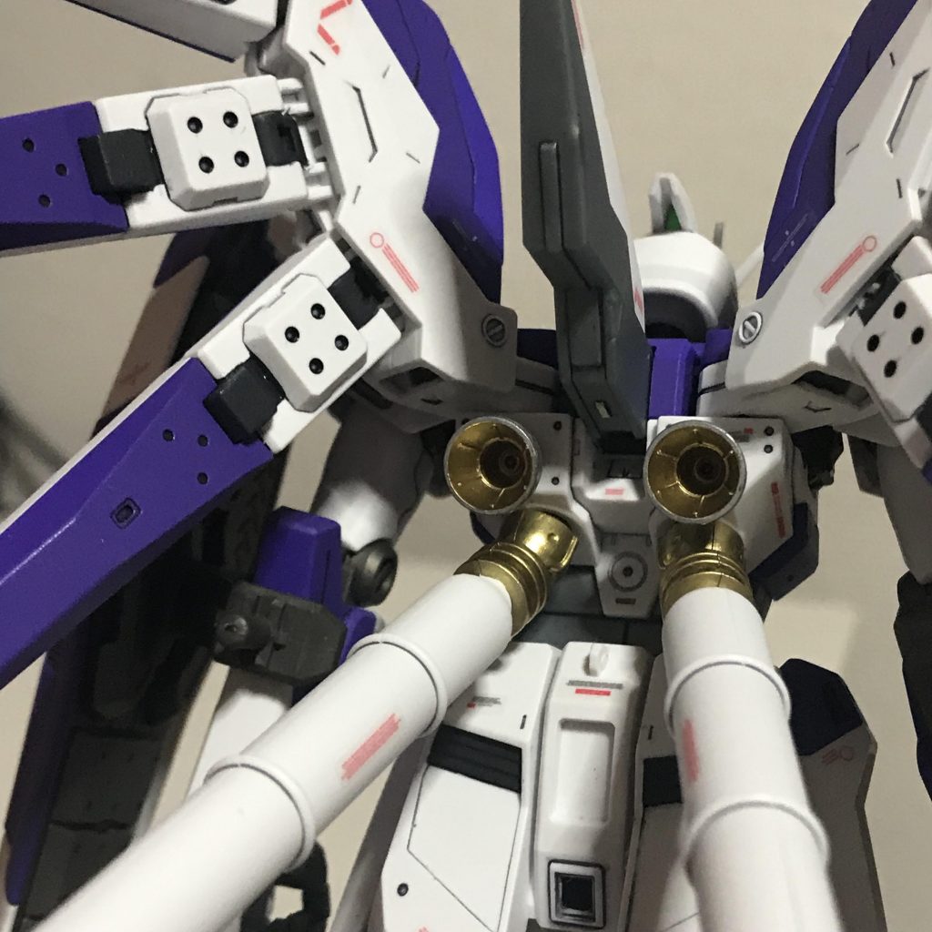 1/144 Hi-νガンダム–4枚目/制作者：ますす