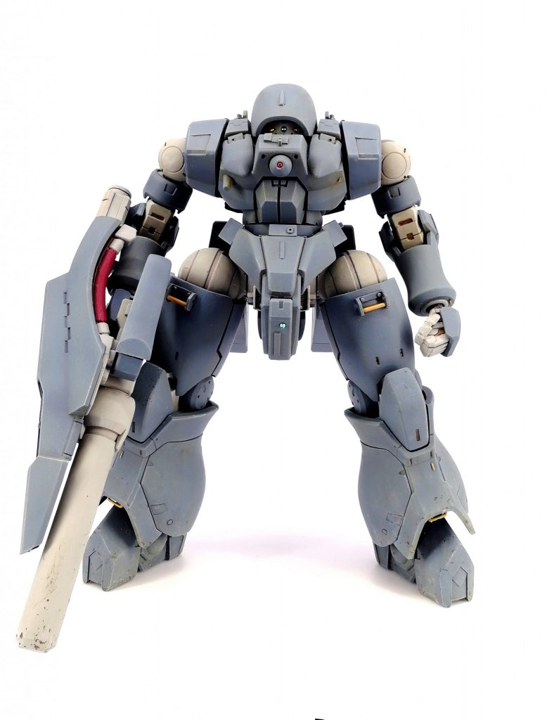 設定的なアレ

ラーダ民会連邦の第三世代機。
とある紛争において目撃されたラーダ民会連邦系と思われる所属不明機と共通する特徴を持つこの機体は
第三世代機の開発競争に明確な遅れを喫していたラーダ連邦に「軍事的均衡の崩壊を望まない人々の善意」によってもたらされた
とある開発データを基に設計されている。