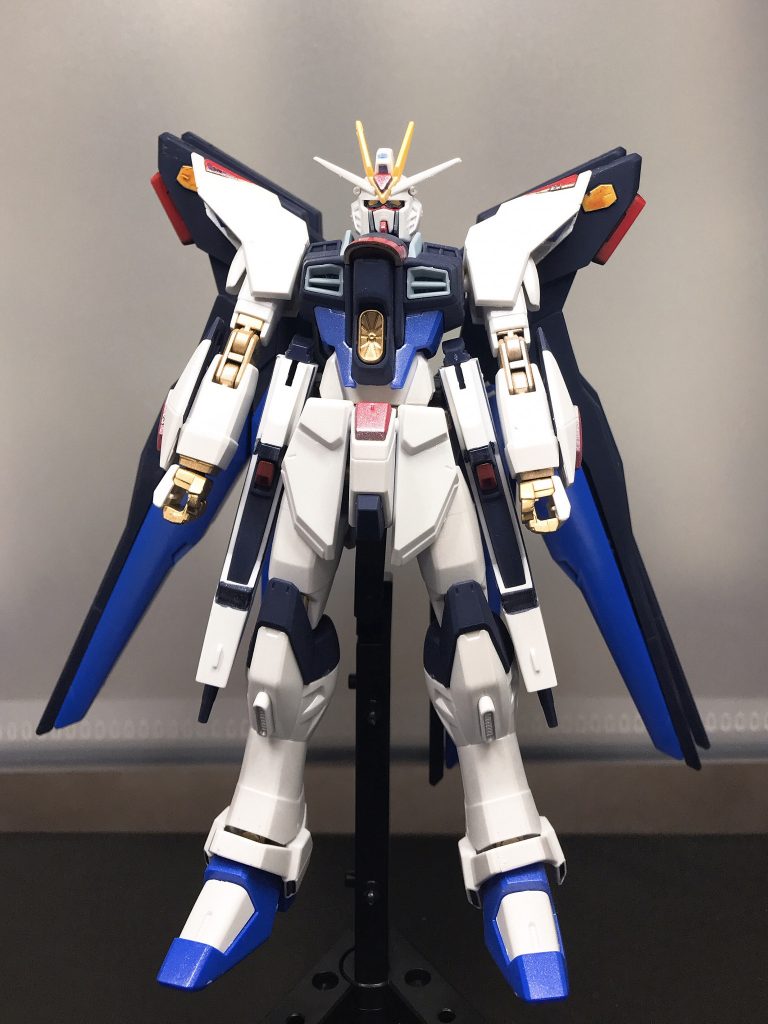 今回は、艶ありと艶消しをパーツ毎に分けてメリハリになるようにと意識してみました