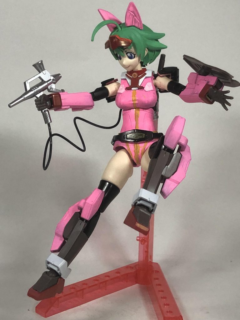 ダイバーナミ 地球連邦軍女子制服風–2枚目/制作者：もひろ@かけだしモデラー