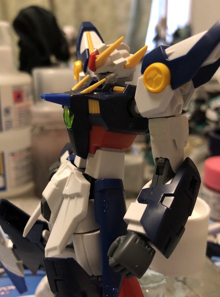 肩をウイングに変更、胸部をジャンクを使い延長させてます