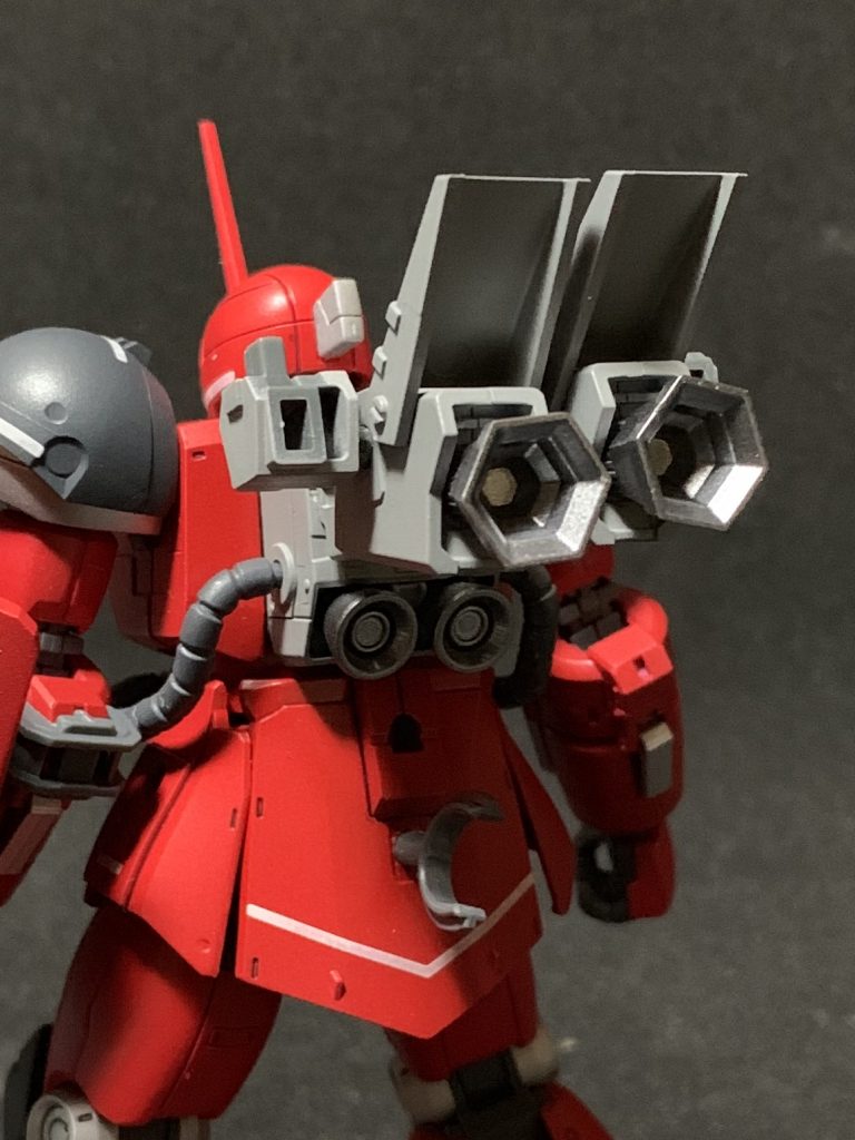 ブースターを4つ取り付けることで高機動を可能にした