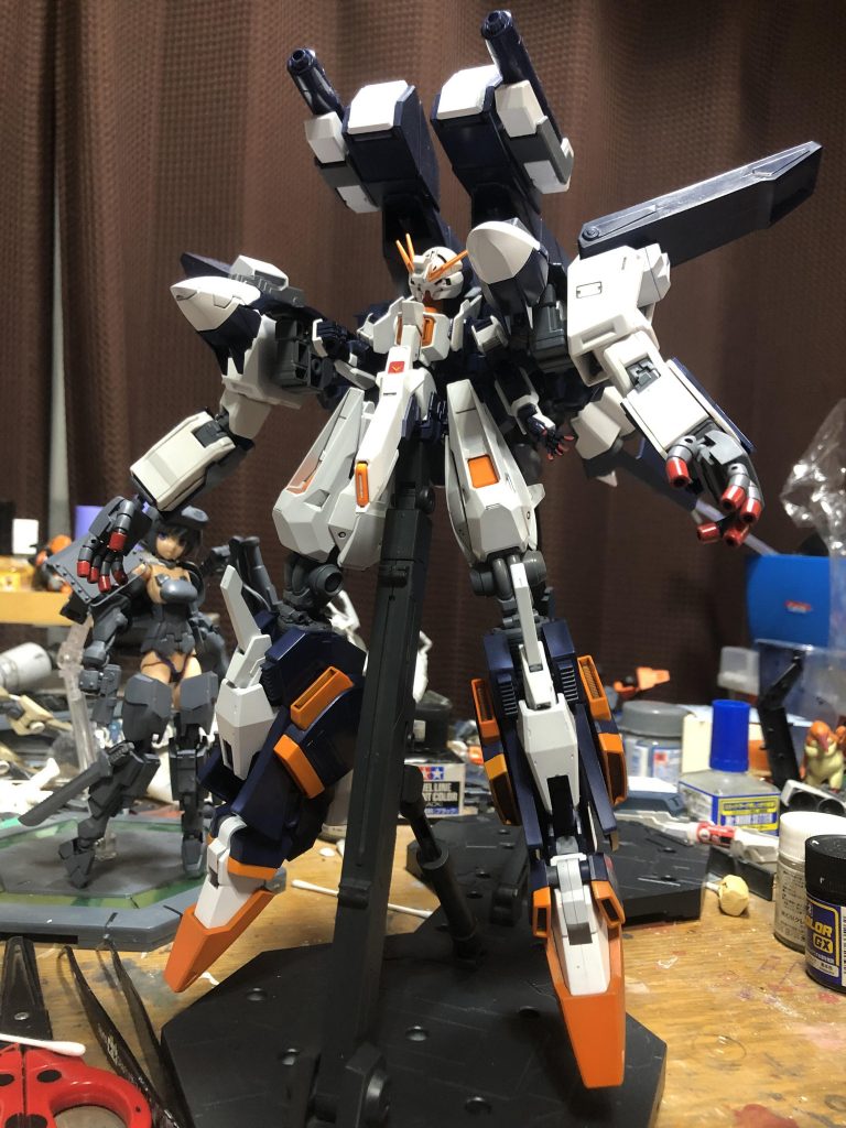 基本塗装、塗る面積が多くて大変でした。