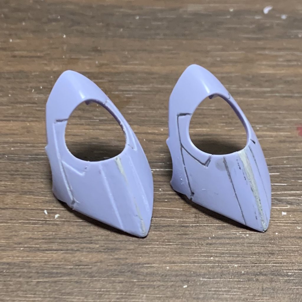 膝当ては段落ちさせて積層形状っぽく