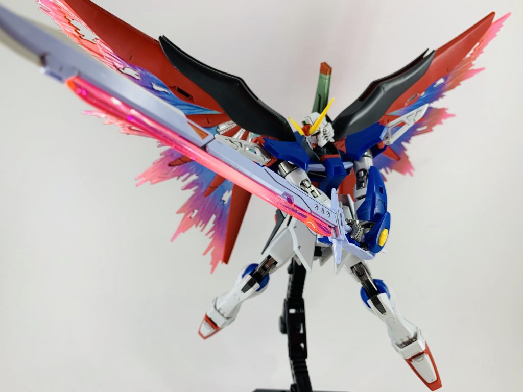 アロンダイト。肩アーマーを寝せることなくこのポーズが決まるのは素晴らしいですね!