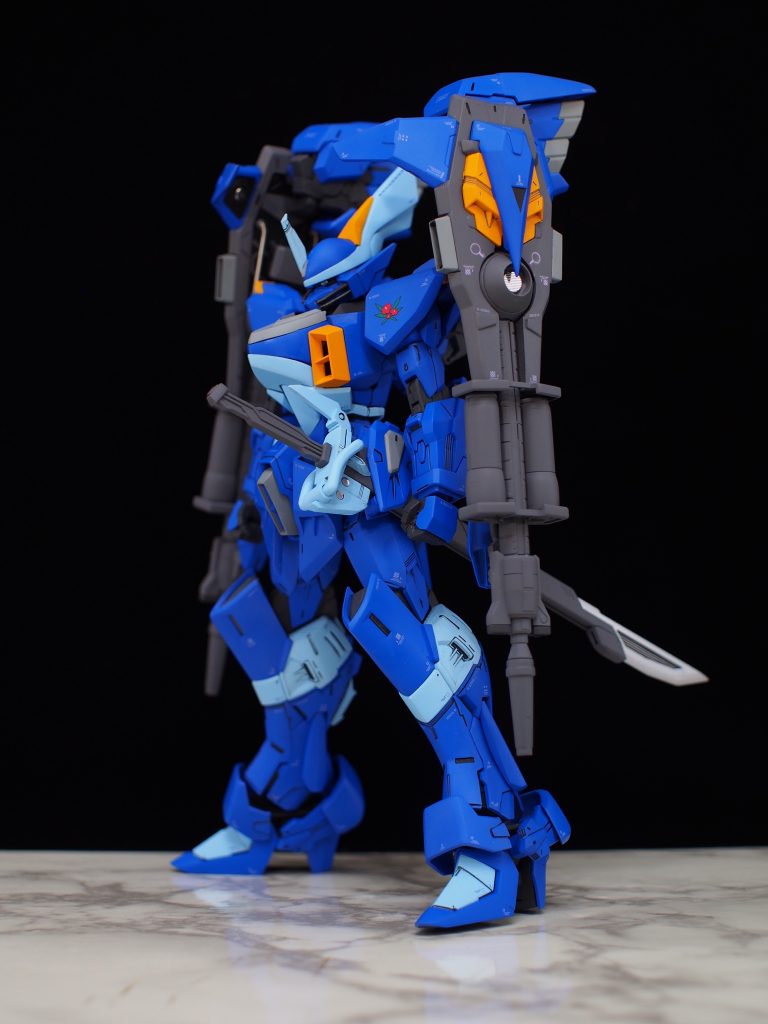 試製指向性熱エネルギー砲は、MG化するならこんなアレンジが加えられるであろうと仮定して、機能を保持したままオリジナルのアレンジを加えています。