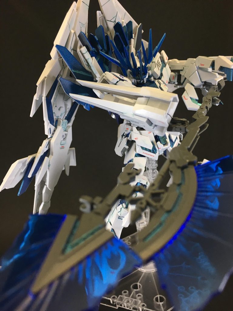 アクションポーズを何点か