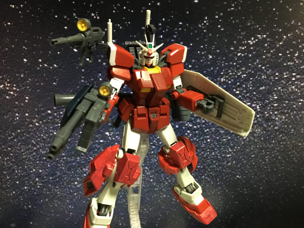 以下はお遊びのテストショット。キャラクターを背景にして古いGジェネのカットインぽくしようとしています。