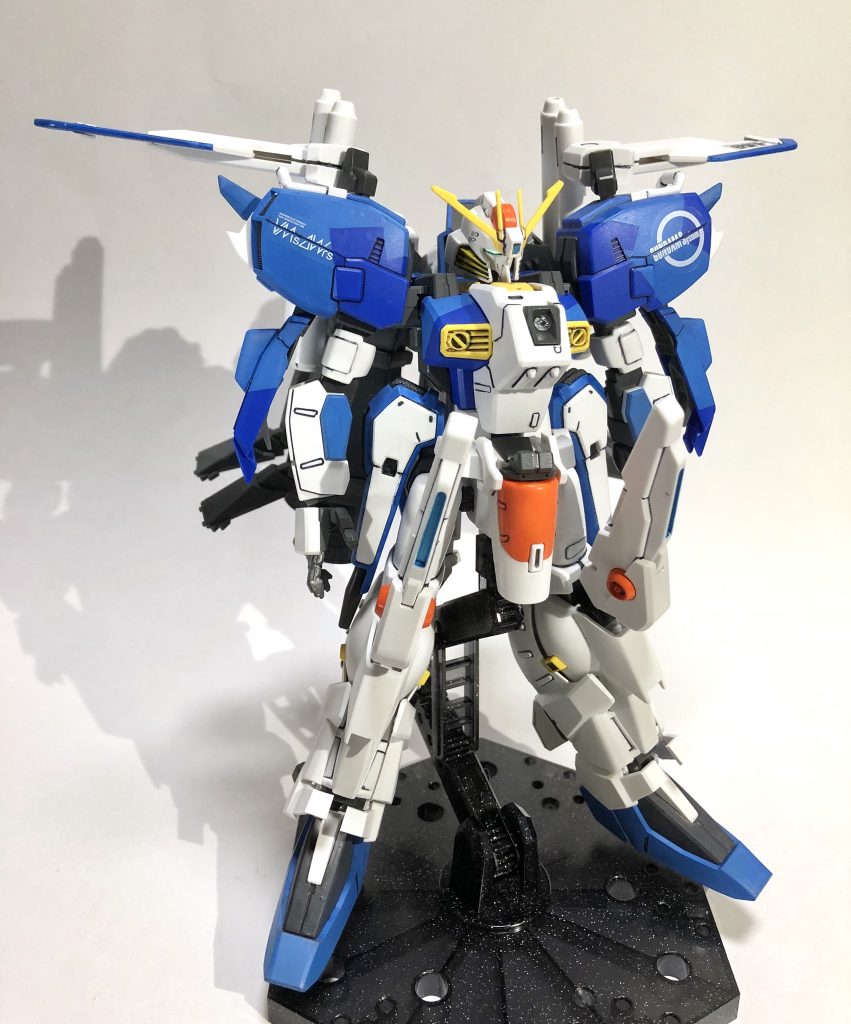 前から。ベースは結晶体ユニコーンのものを拝借。