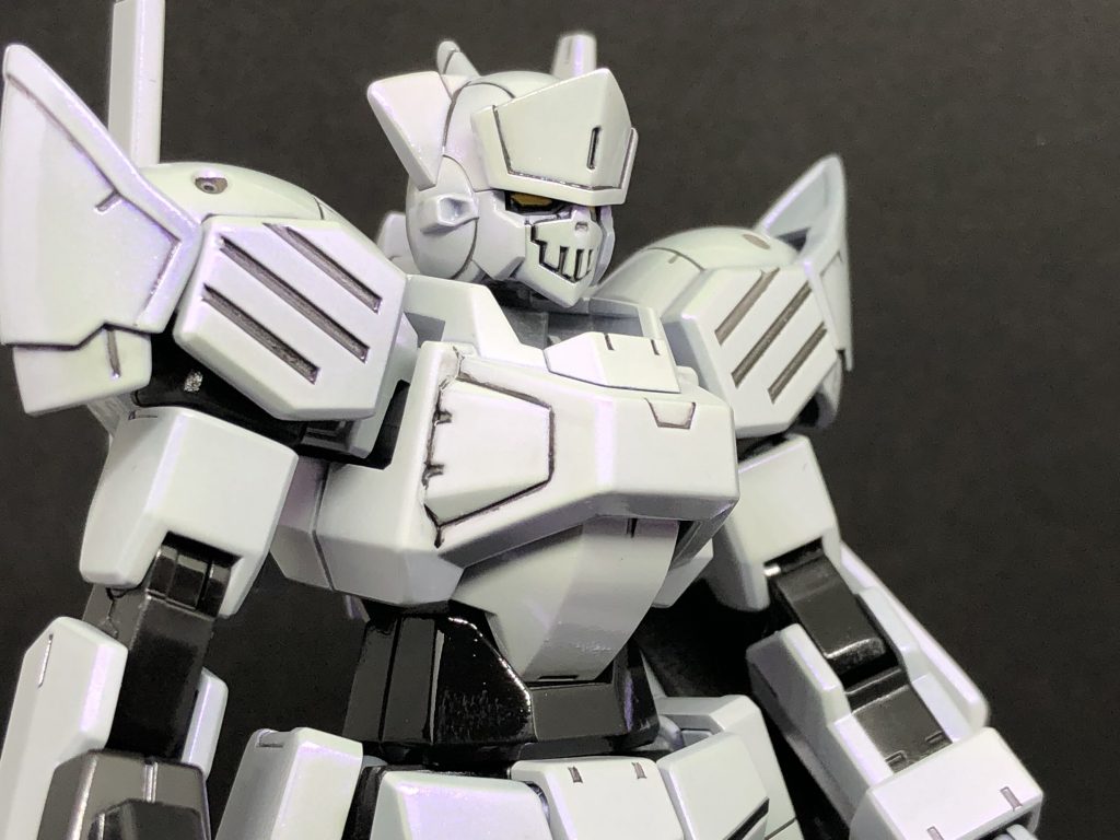 上半身よりの一枚。
クリスタルカラーのお陰で良い感じに仕上がりました。
墨入れのおかげでドクロっぽさも際立ってきました。