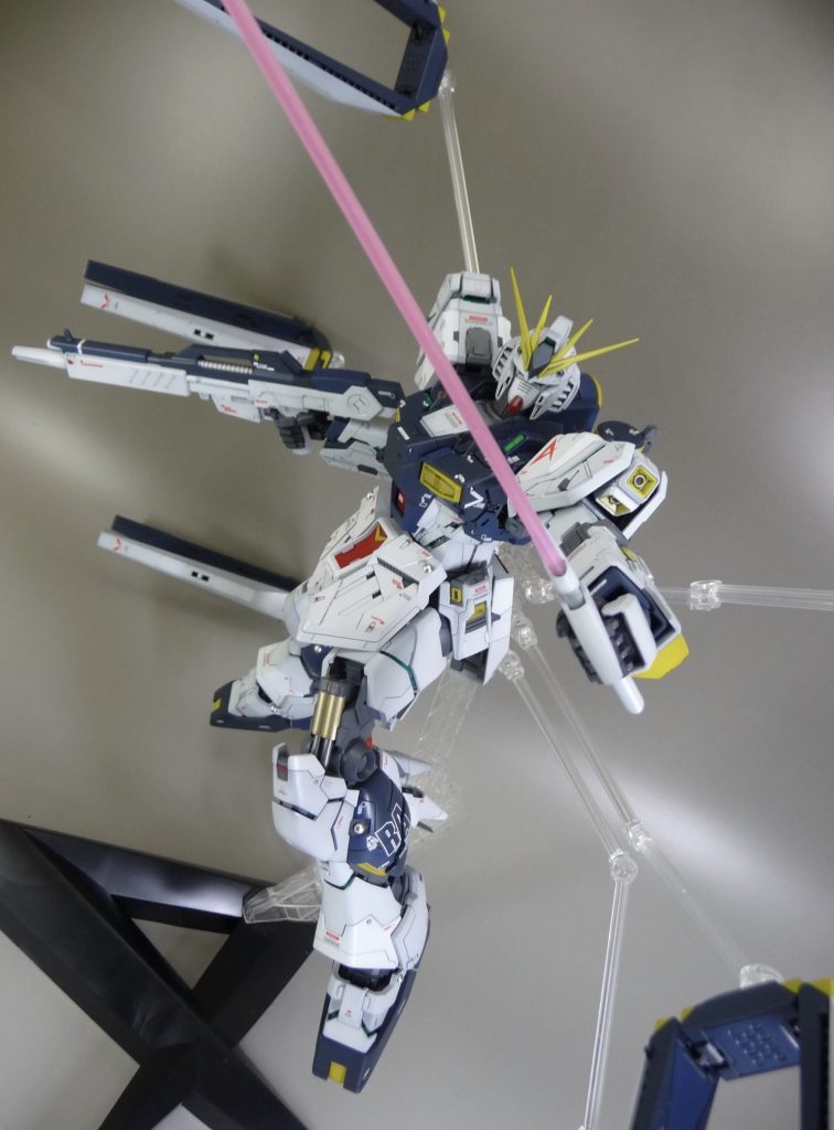 RX-93    ν GUNDAM–6枚目/制作者：You-keito (ゆう中尉)