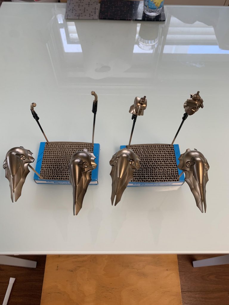 下地塗装その2
クレオスのゴールドです。