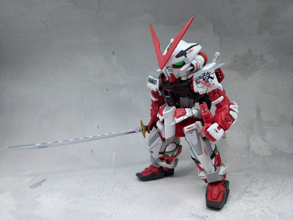 SD Gundam Astray Red Frame–2枚目/制作者：Jchern