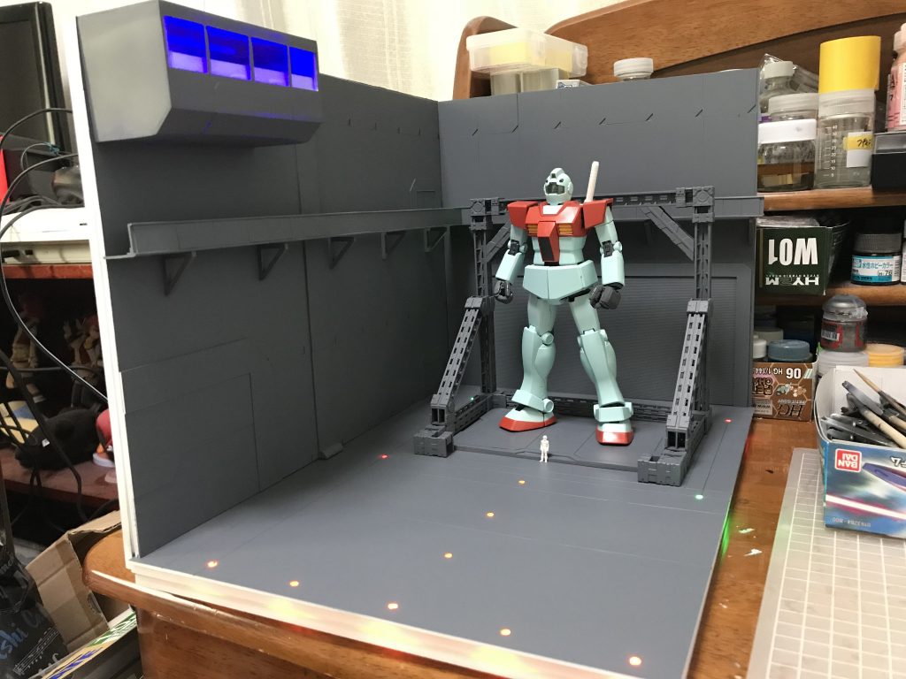 『起動』–8枚目/制作者：ヤマクロス