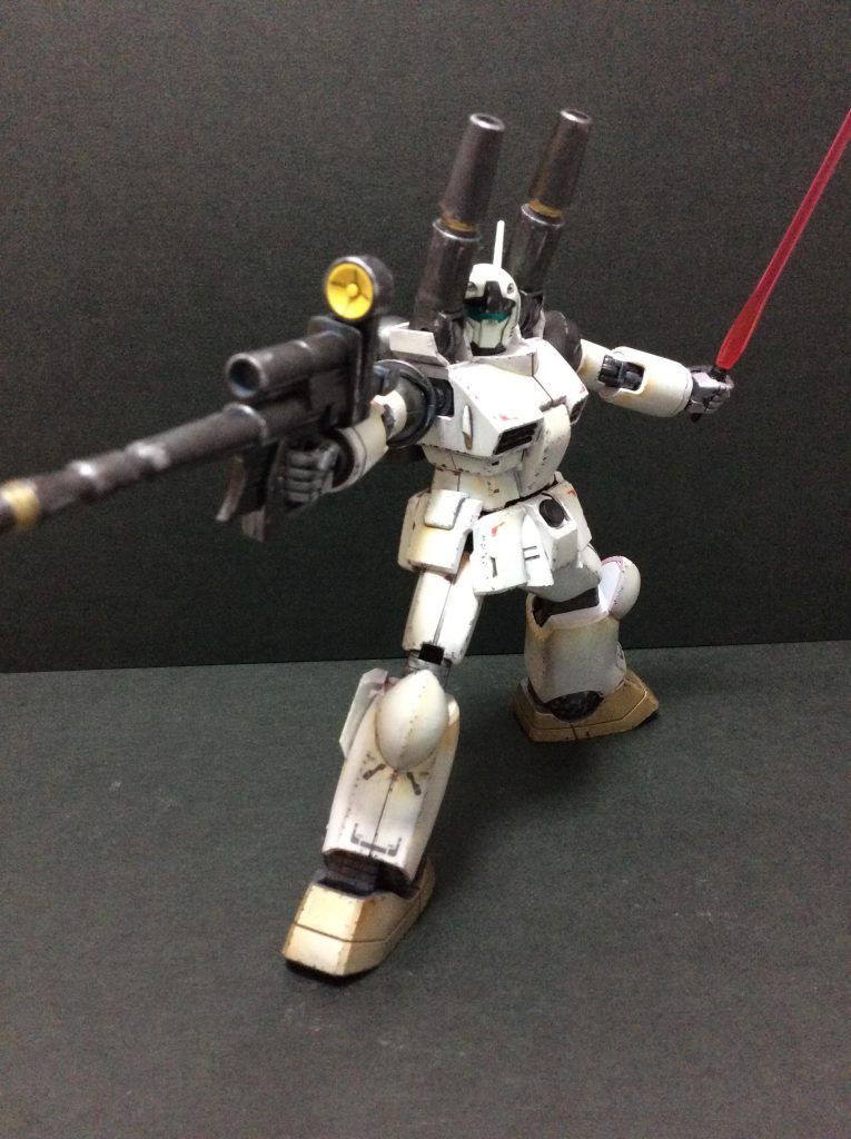 近接戦闘にもビームサーベルで対応