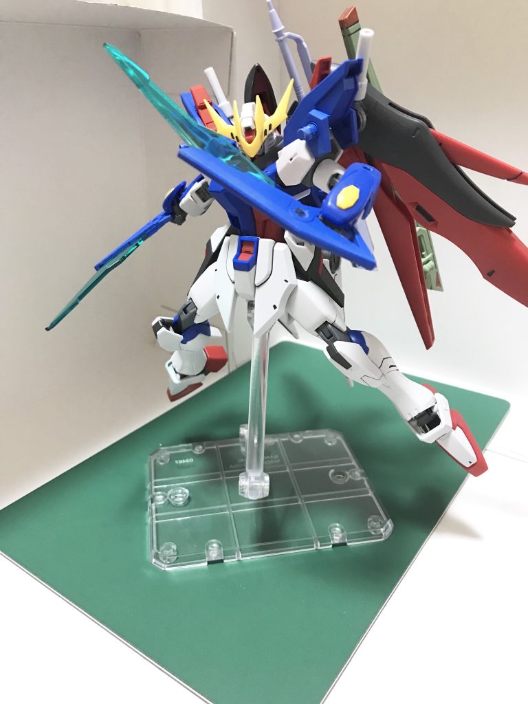 投擲はもちろん、近接武器としても使用可能