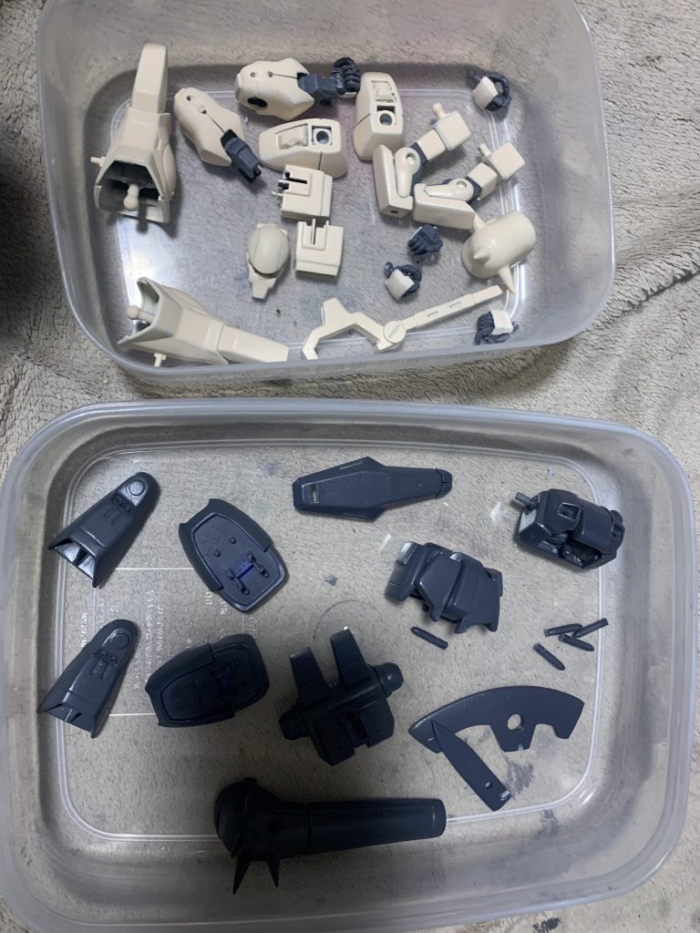 鹵獲されたり、主力から退いたトリントン基地の旧式のあのクリーム色が好きで3回リペイントしました。