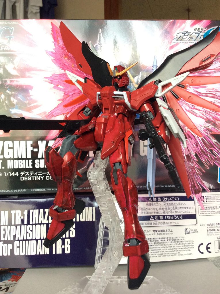 高エネルギー長射程ビーム砲を右側に変更しました。