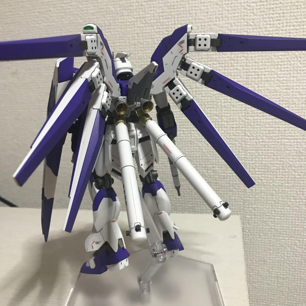 1/144 Hi-νガンダム–3枚目/制作者：ますす