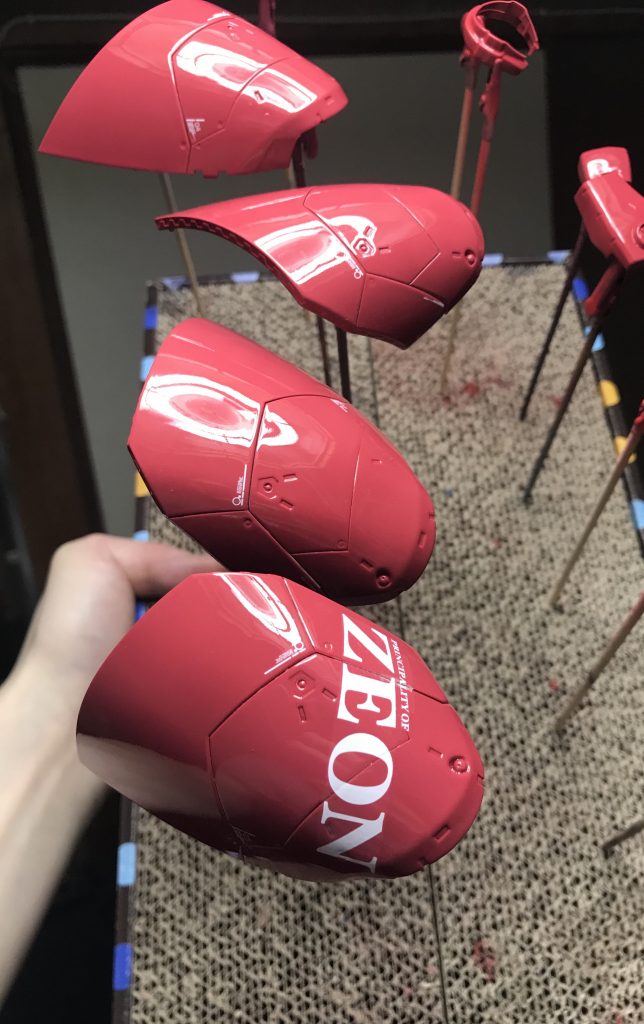 MG ゲルググ 【オリジナルカラーリング 鏡面グロス仕上げ キマイラ隊仕様】–2枚目/制作者：モルガナ